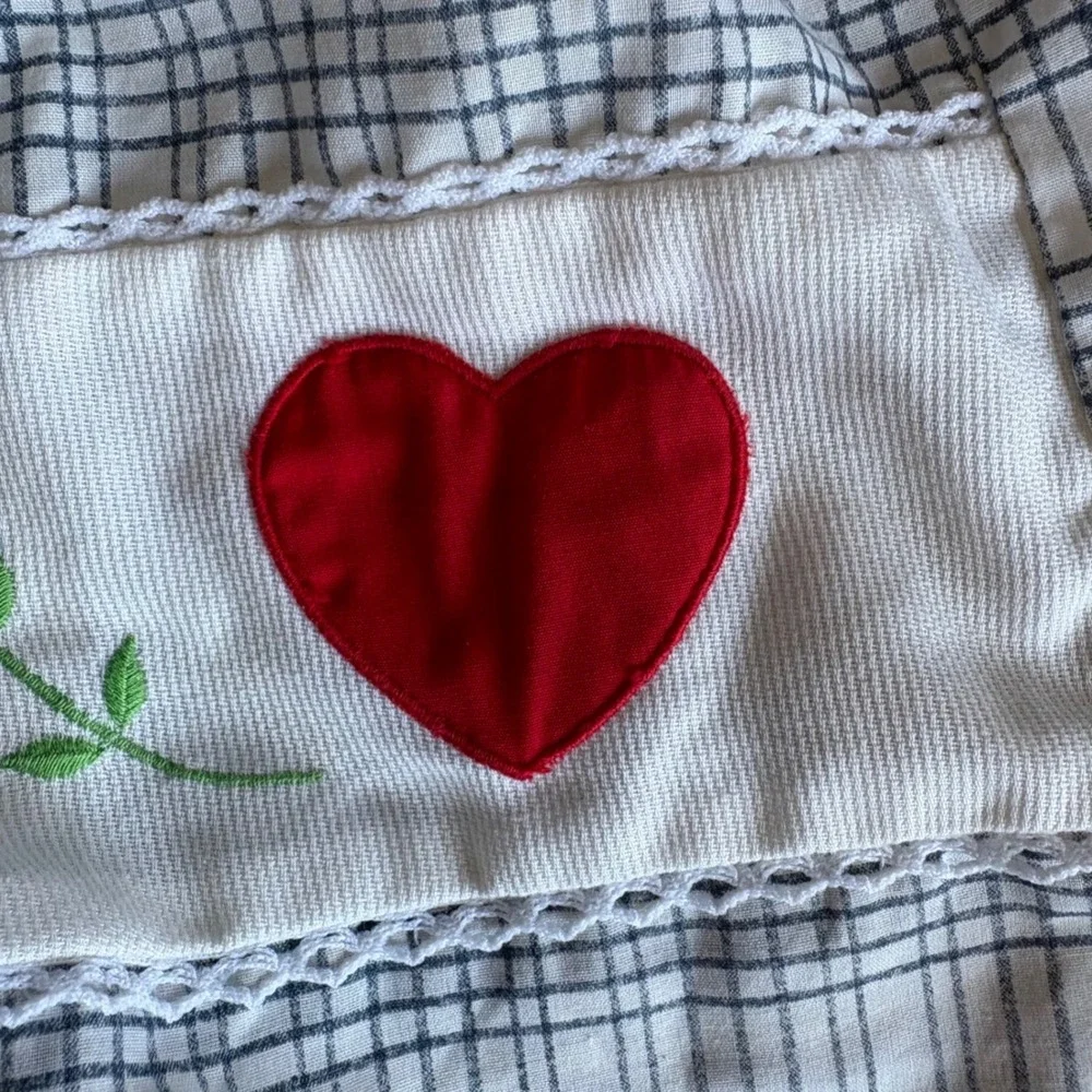 Vintage Toddler Girl 3 Plaid Dress Heart Flower Applique Lace Bib Collar Red Tie